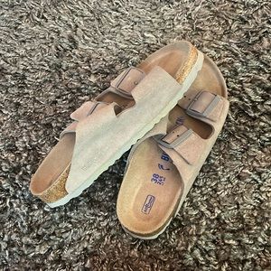BIRKENSTOCK !